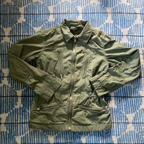 GAP Jackets & Blazers - Army green gap jacket!